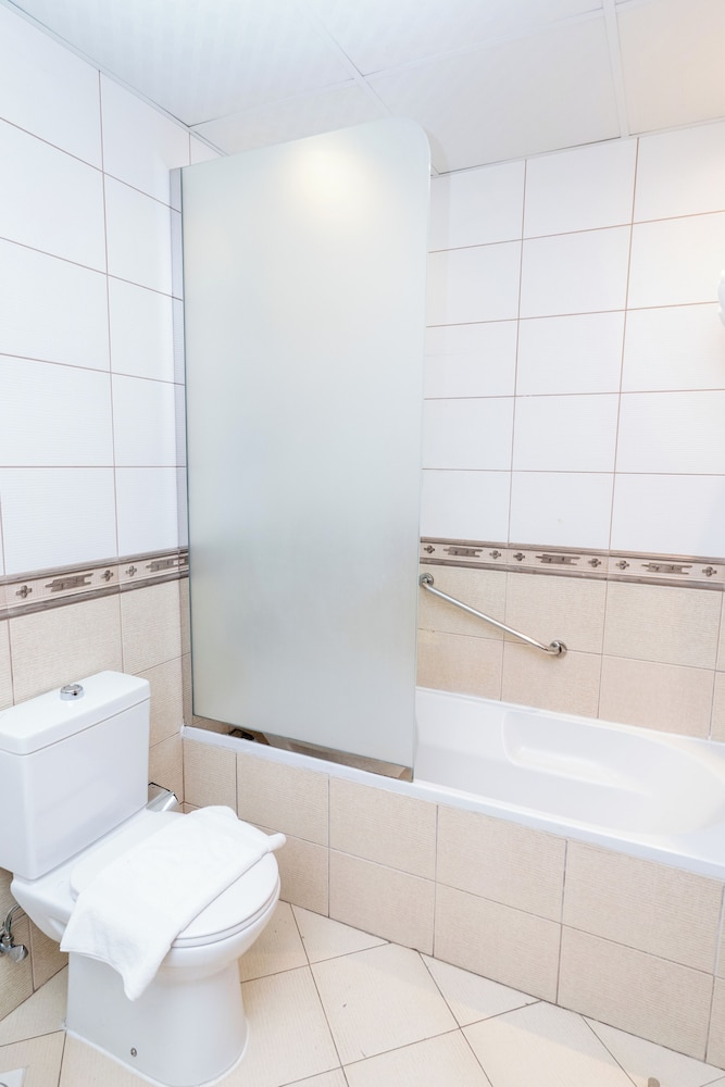 Al Raya Hotel Apartments 60/63