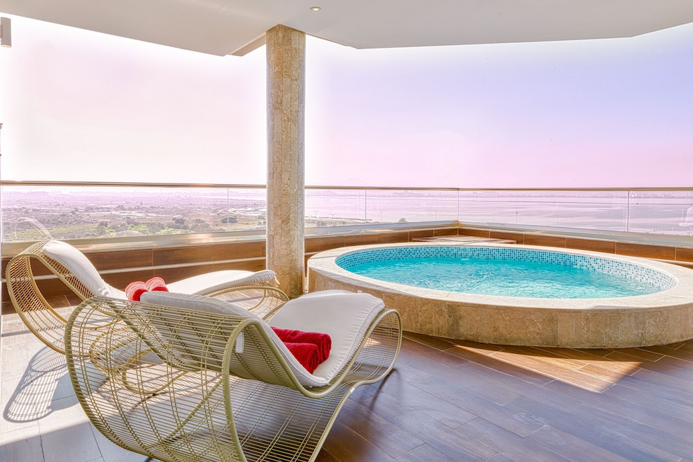 ADAM Hotel Suites 53/59