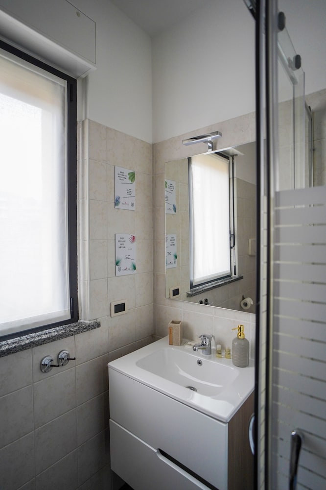 Expo Residence Rho 44/50