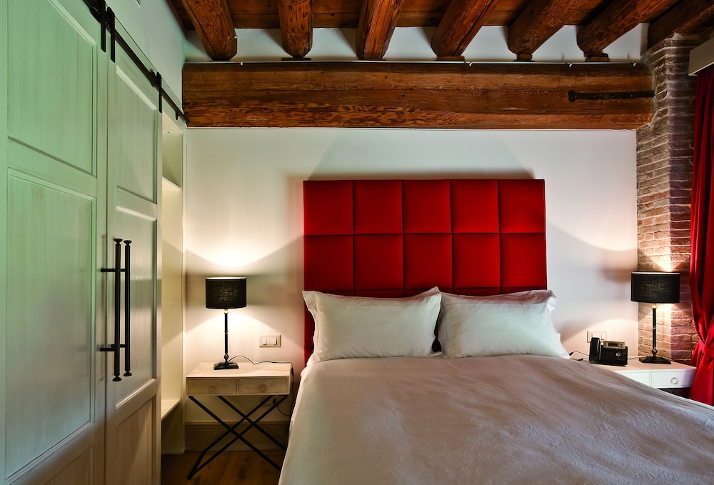 LA BARCHESSA DI VILLA PISANI 7/61