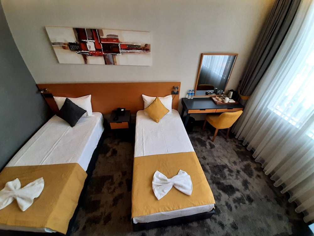 STANDARD, TWIN BEDS