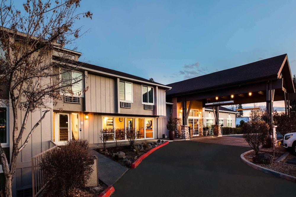 La Quinta Inn by Wyndham Bend 3/41