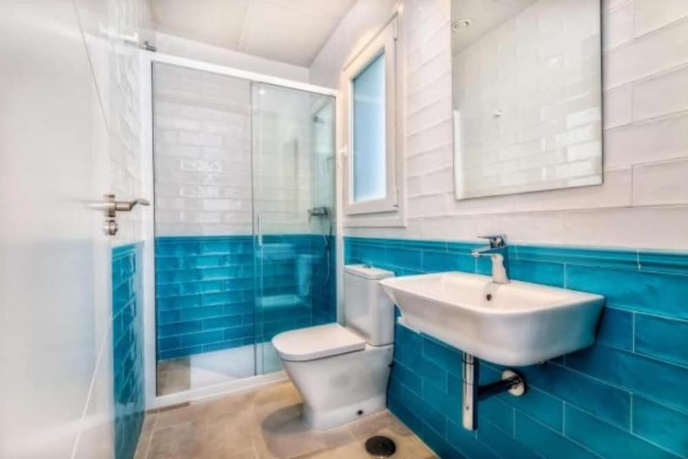 Hostel A2c - Adults Only 42/45