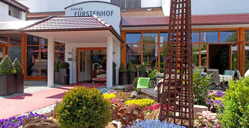 QUELLNESS UND GOLFHOTEL FURSTENHOF 32/36