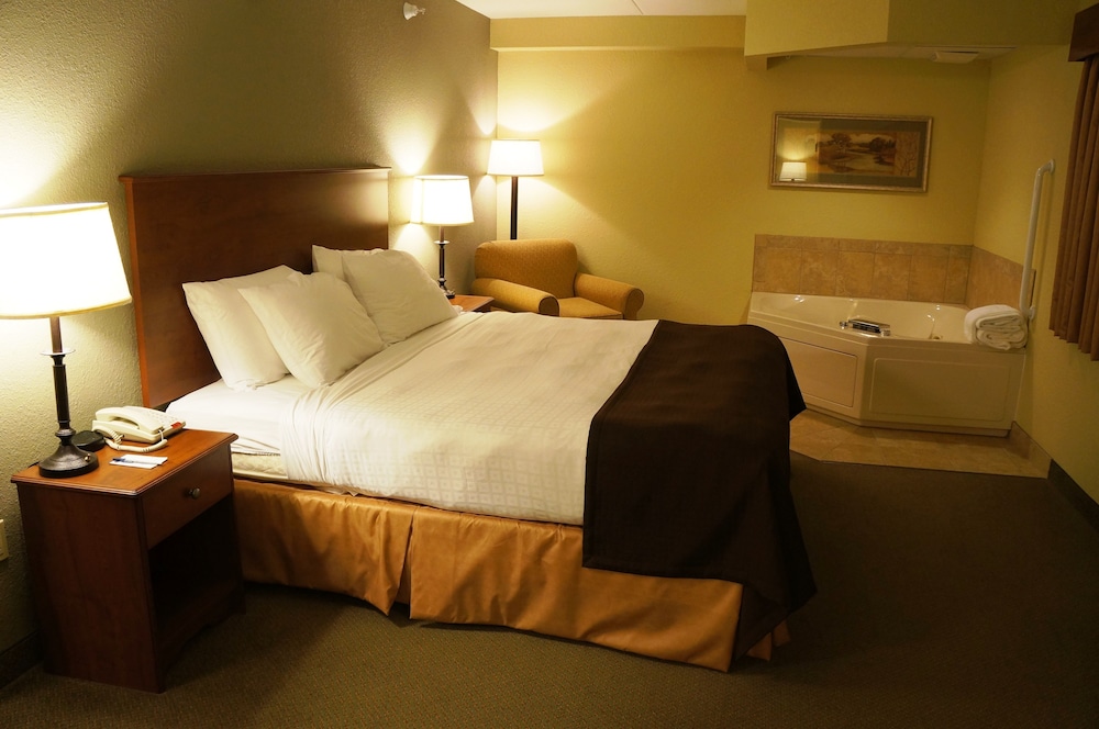 AmericInn by Wyndham Newton 15/48