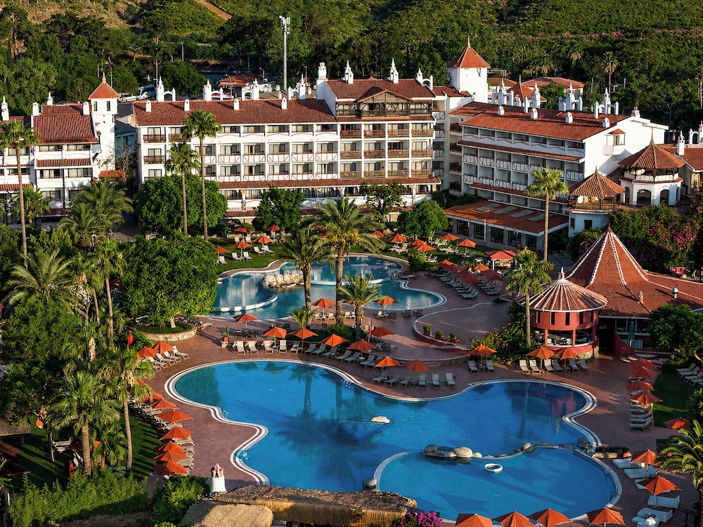 Marti Resort Hotel 3/72