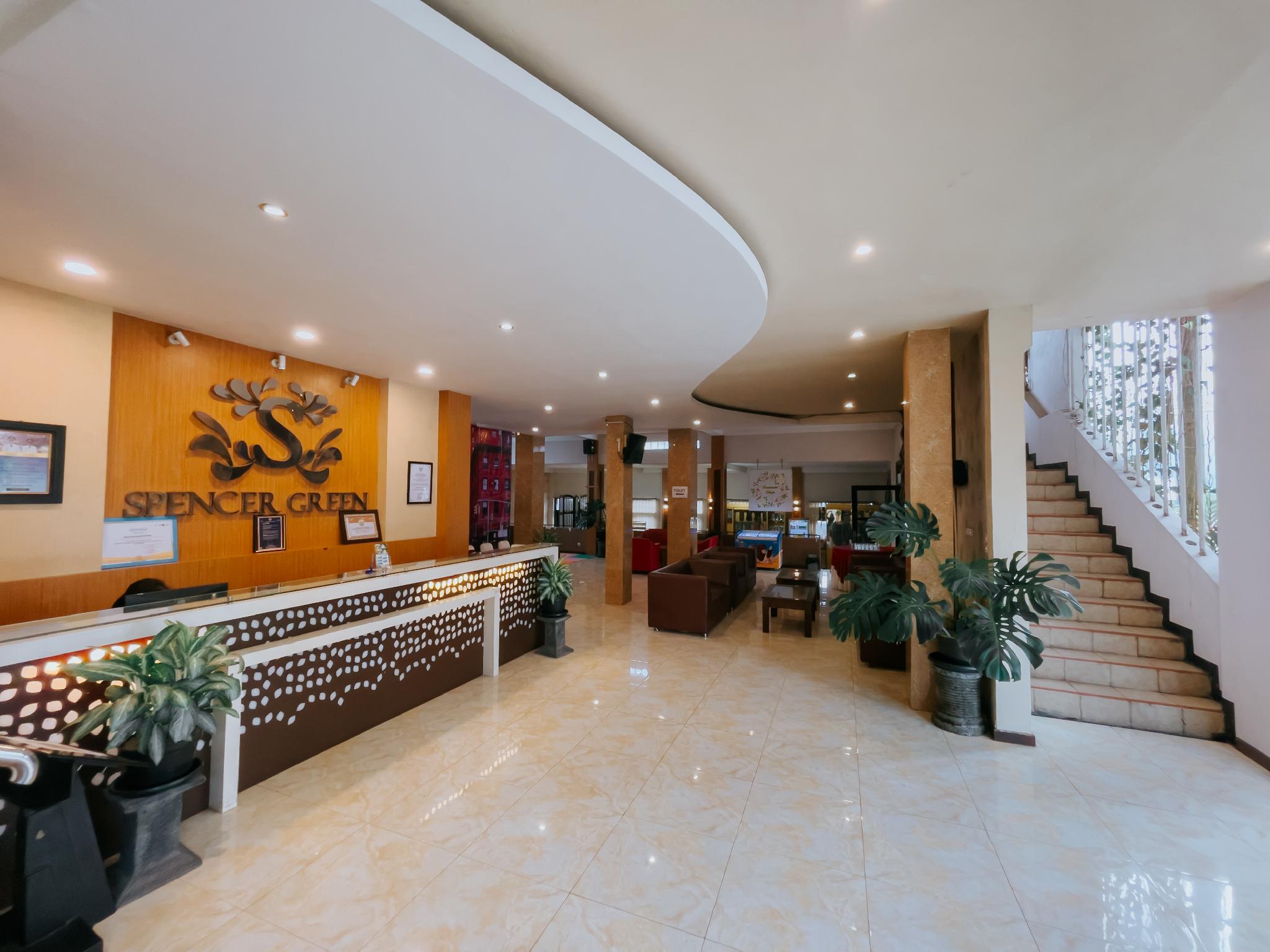 Spencer Green Hotel 16/40