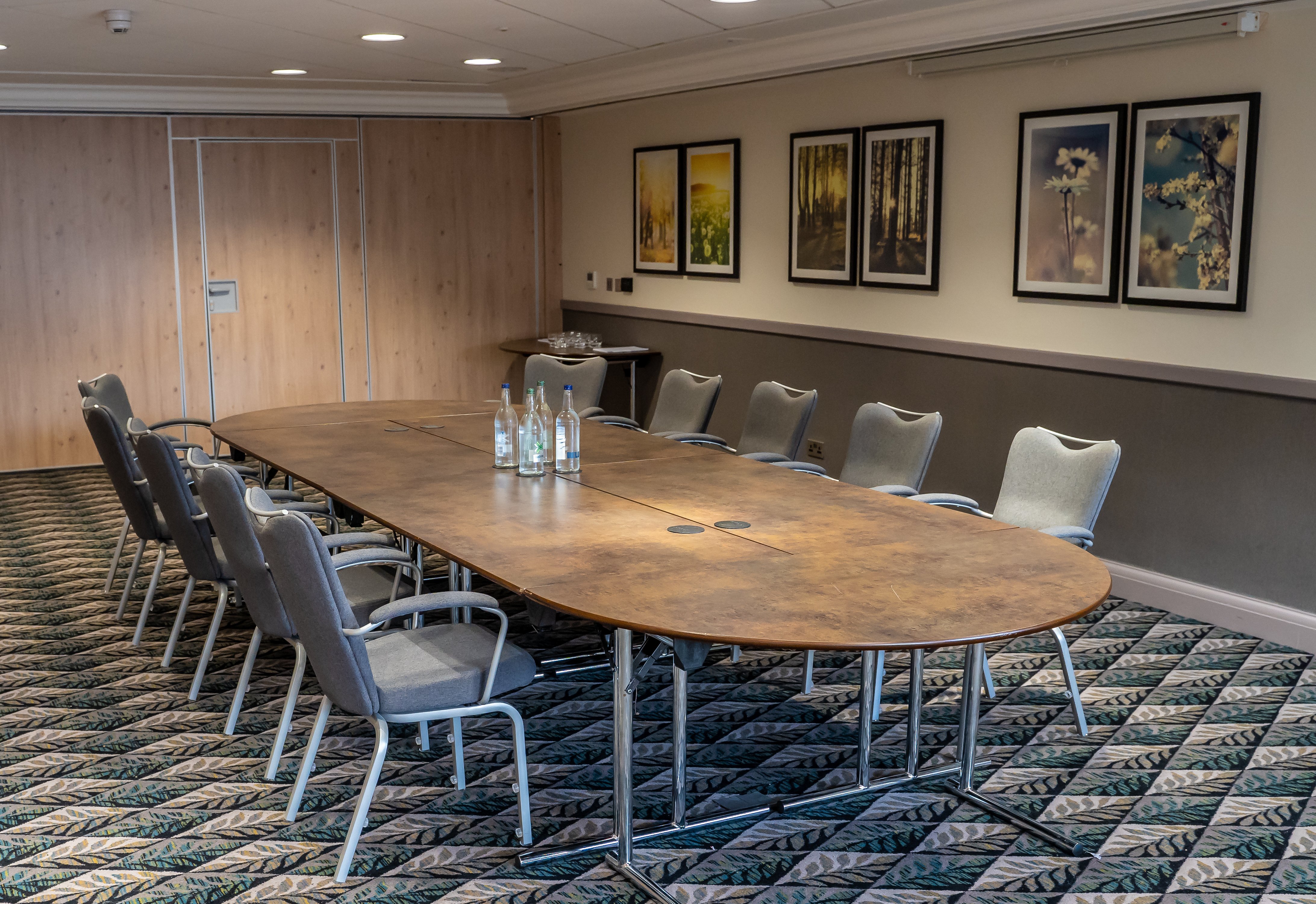 Holiday Inn Leicester Wigston 44/50
