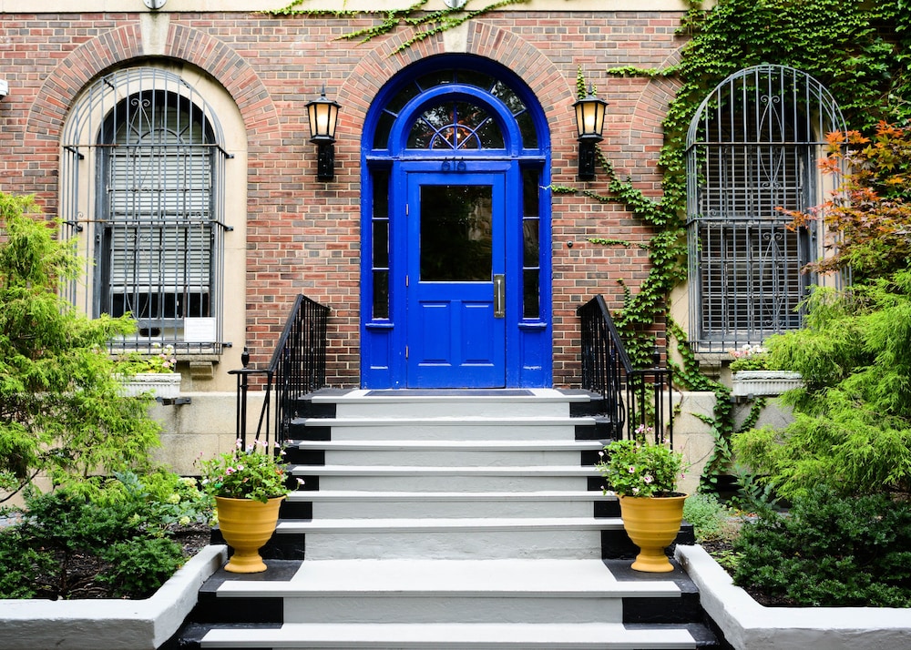 Chicago Getaway Hostel 6/50