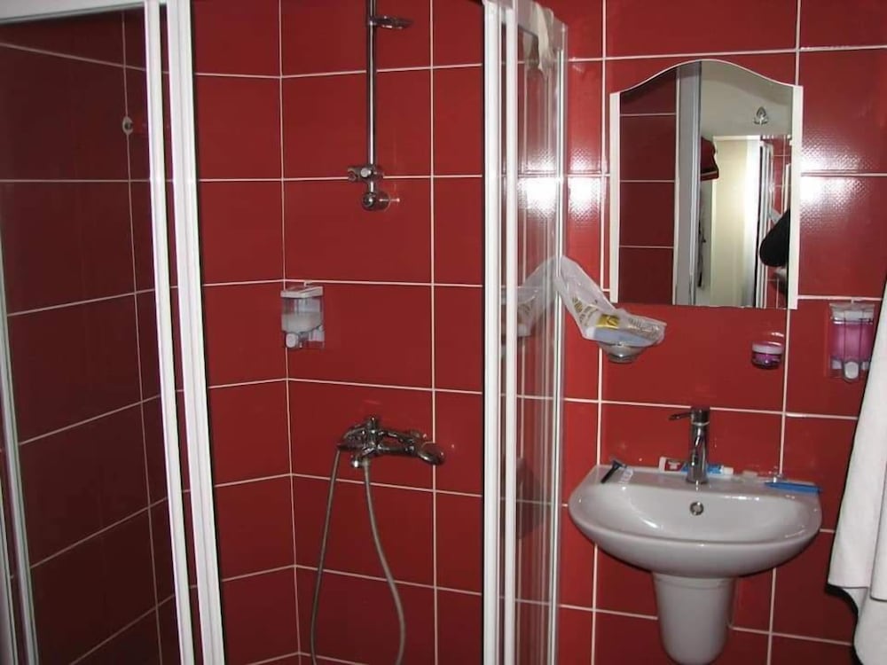 Hotel Sahin 57/59
