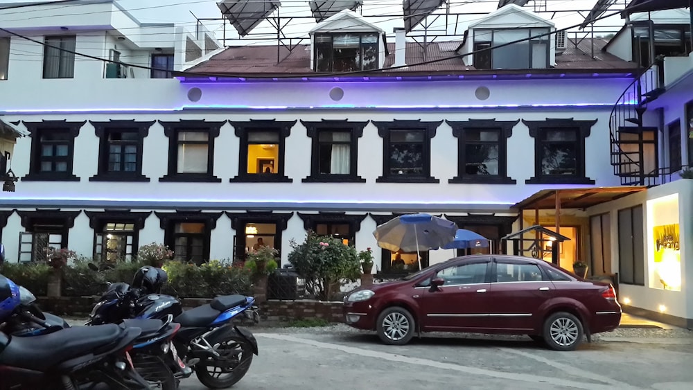 Hotel Heranya 4/49