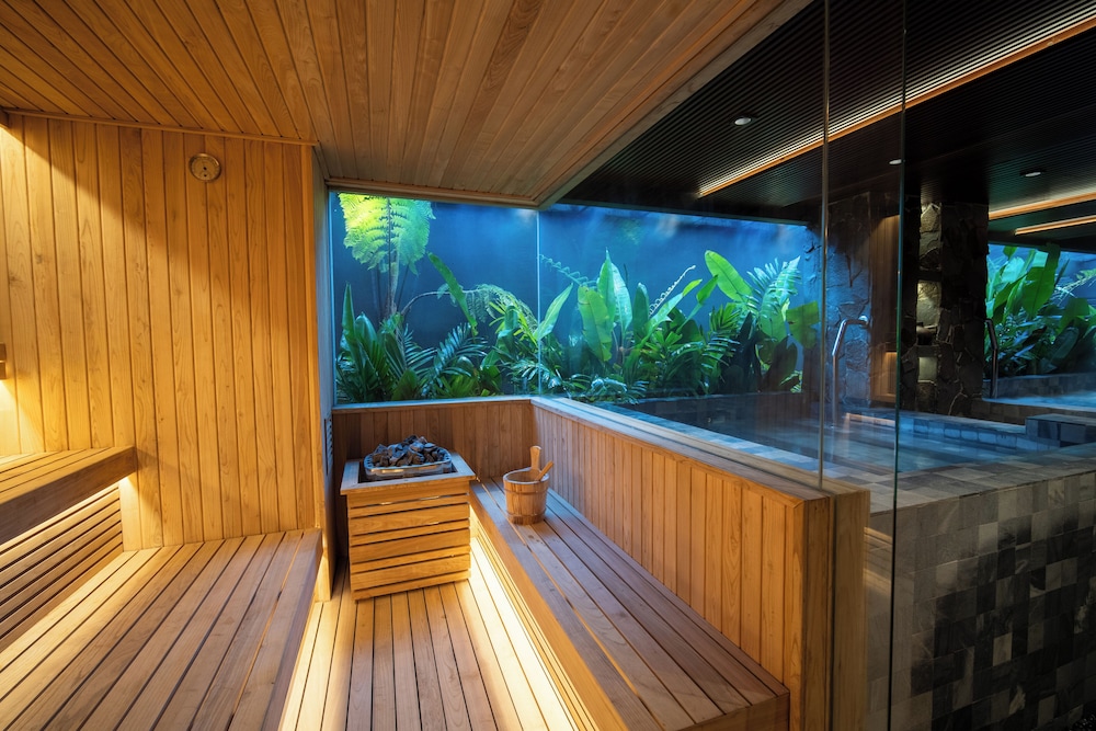 TS Suites Seminyak Bali 20/45
