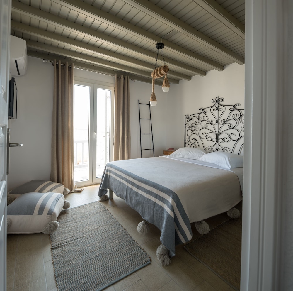 OLIVE MYKONOS VILLAS 17/73