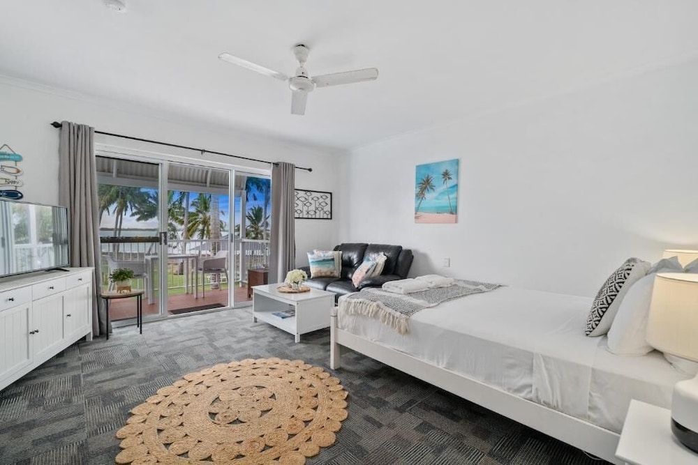 Dolphin Heads Resort 30/72