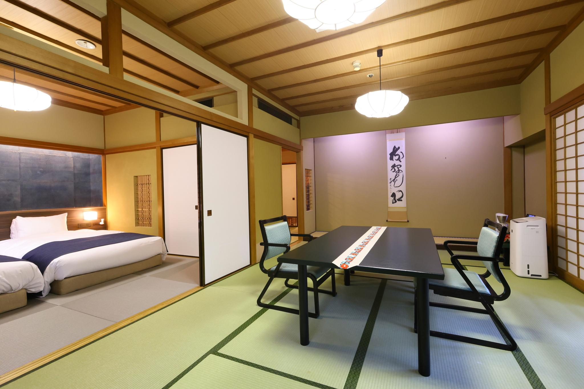 Japanese Western, Deluxe