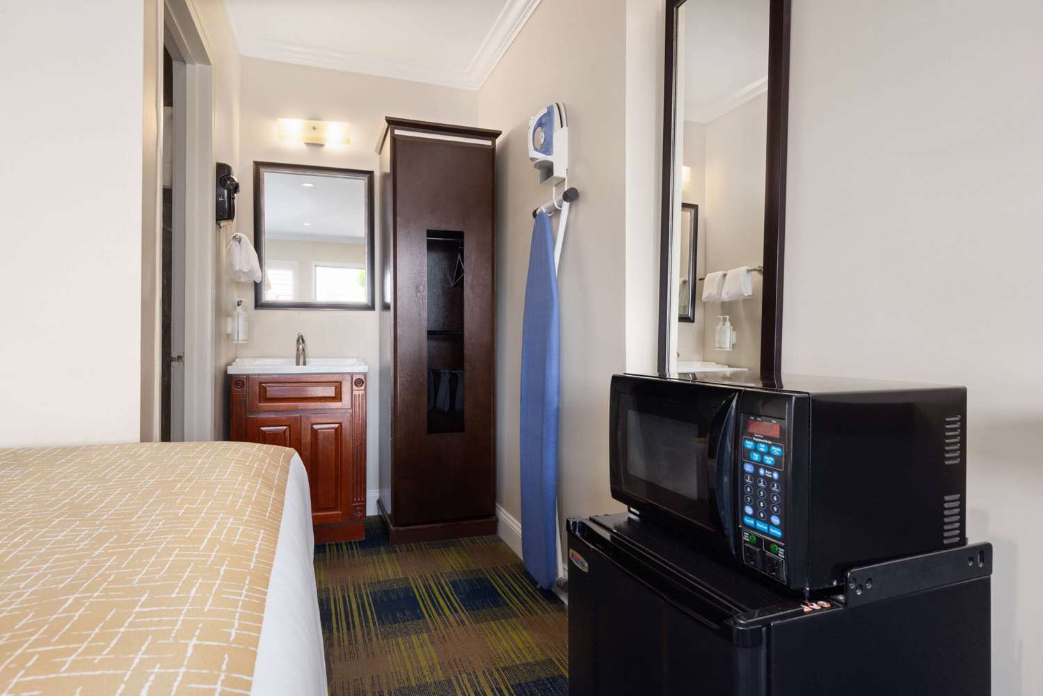 Travelodge by Wyndham by Fisherman's Wharf 3/22