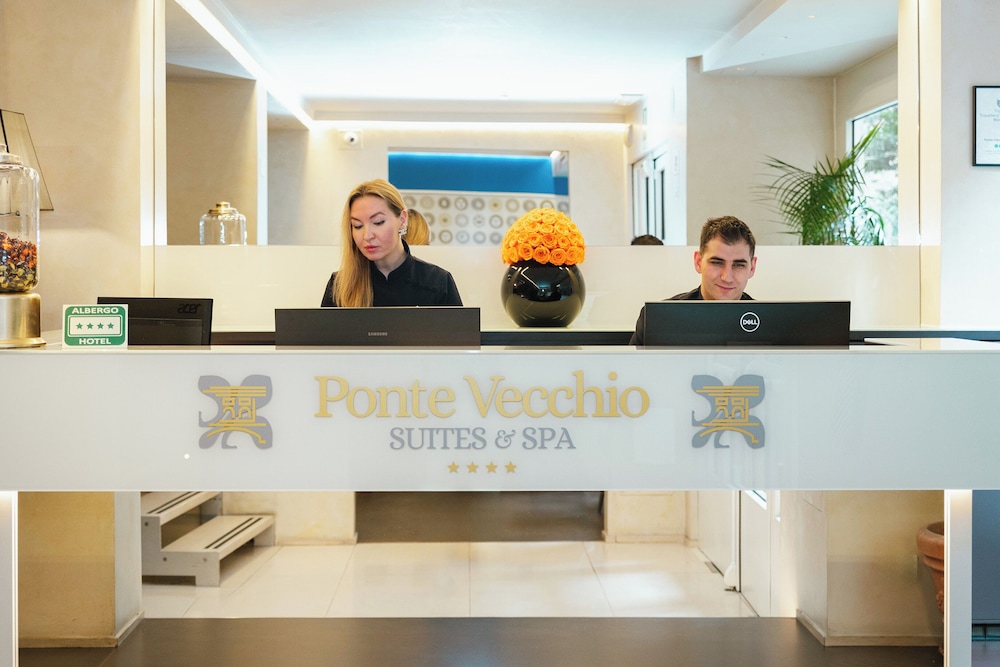 Ponte Vecchio Suites & Spa 3/49