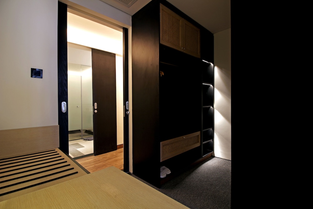 Gaia Cosmo Hotel 36/65