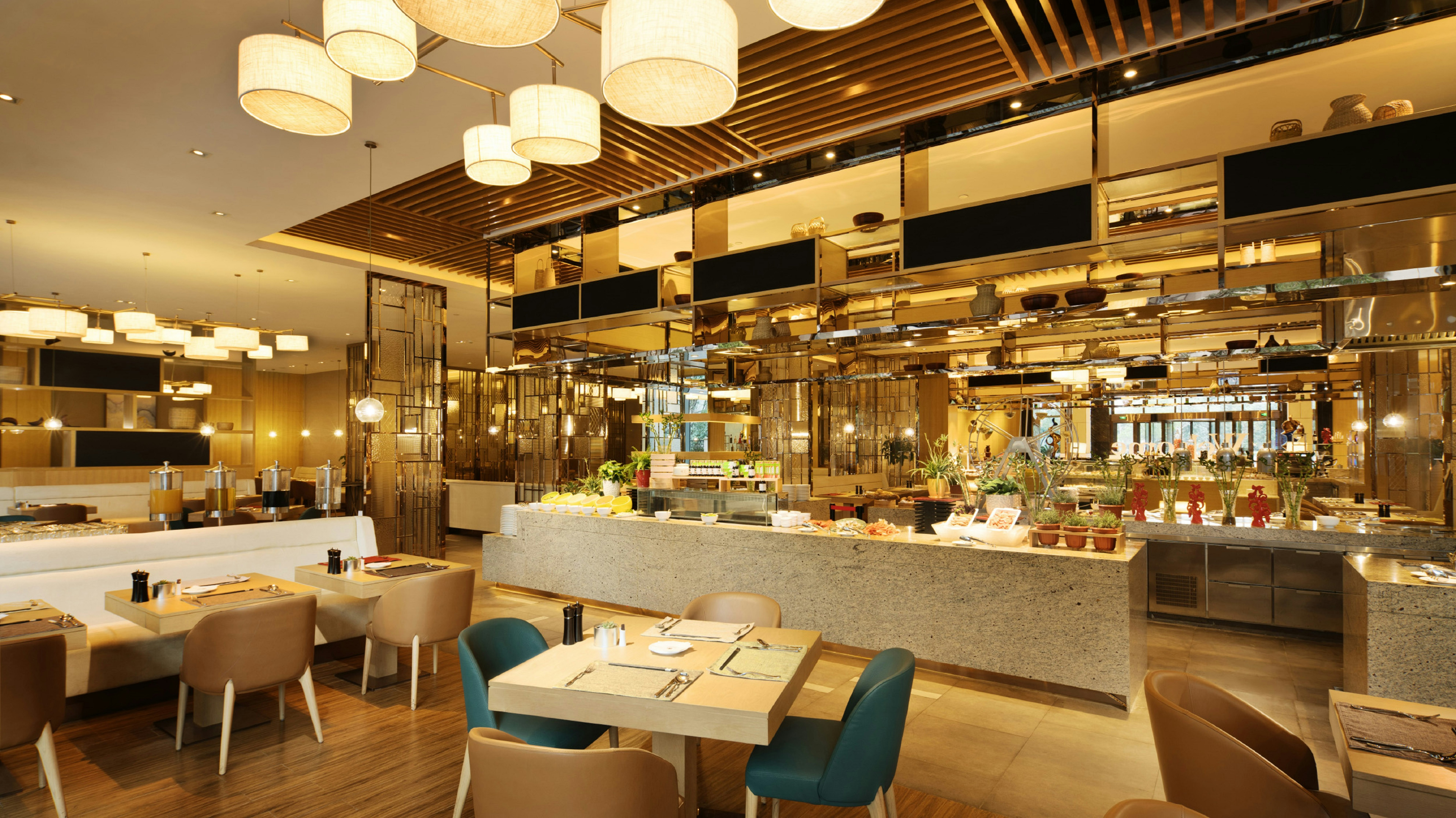 DoubleTree by Hilton Ningbo Beilun 37/58