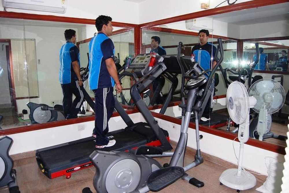 Hotel Vishal Residency(Mahipalpur) 40/64