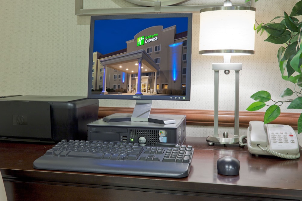 Holiday Inn Express Evansville - West 1/49