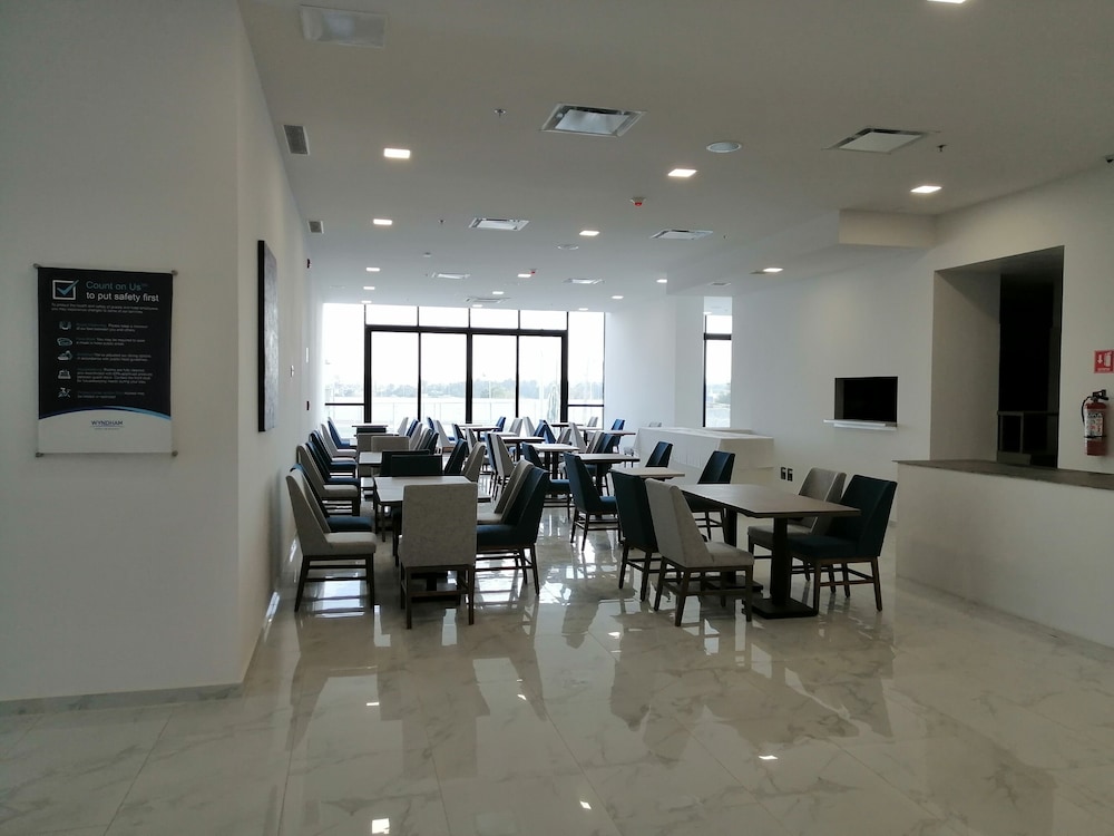 Wyndham Puebla Angelopolis 35/46