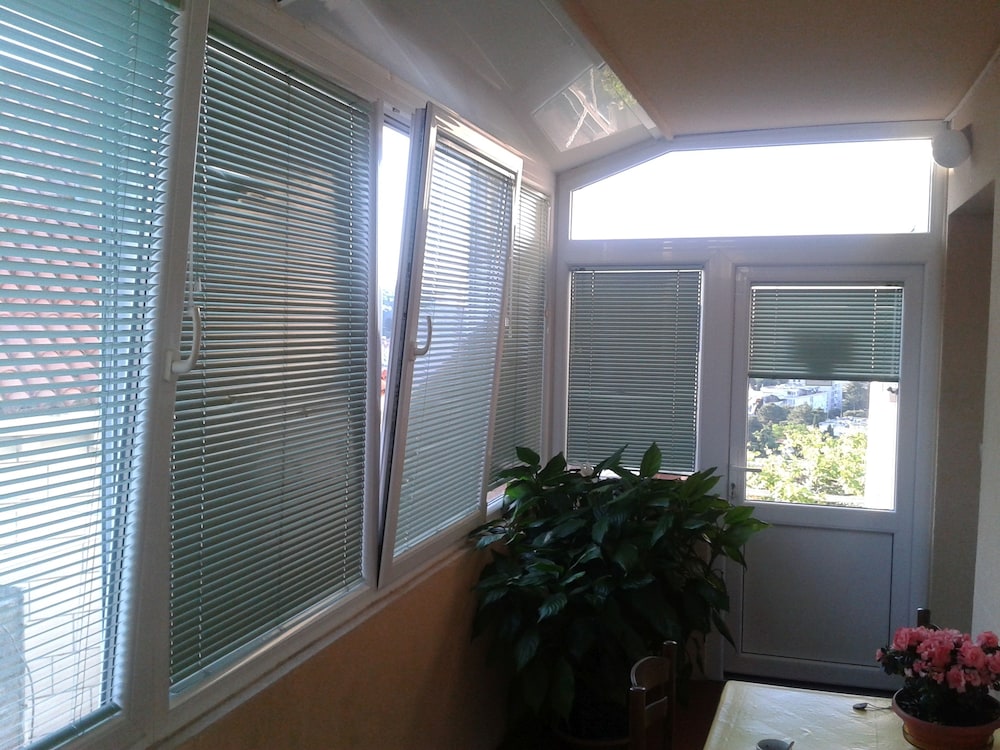 Anna Guesthouse 5/50