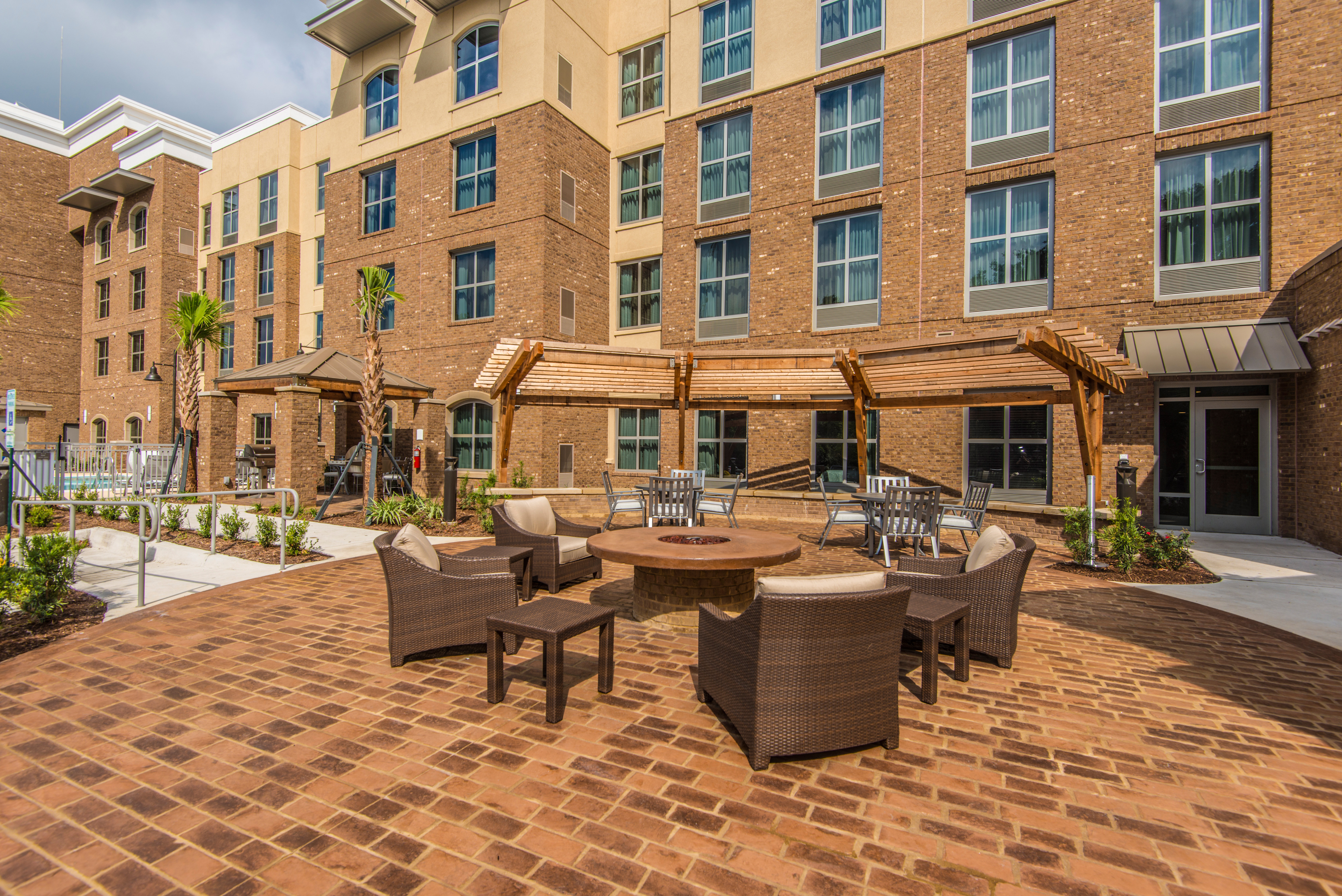 STAYBRIDGE SUITES CHARLESTON - MOUNT PLEASANT 53/60