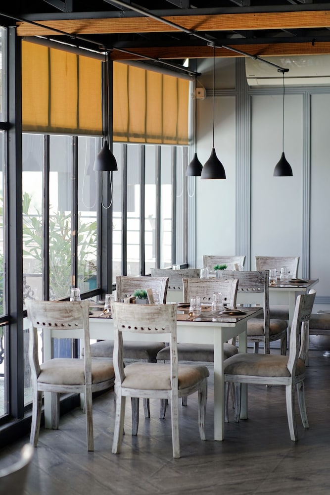 Horizon Hotel 26/49
