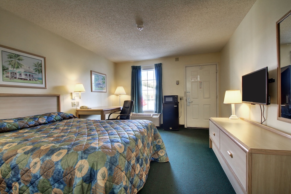 Key West Inn Cookeville 14/27