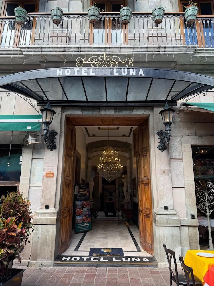 Hotel Luna 3/50