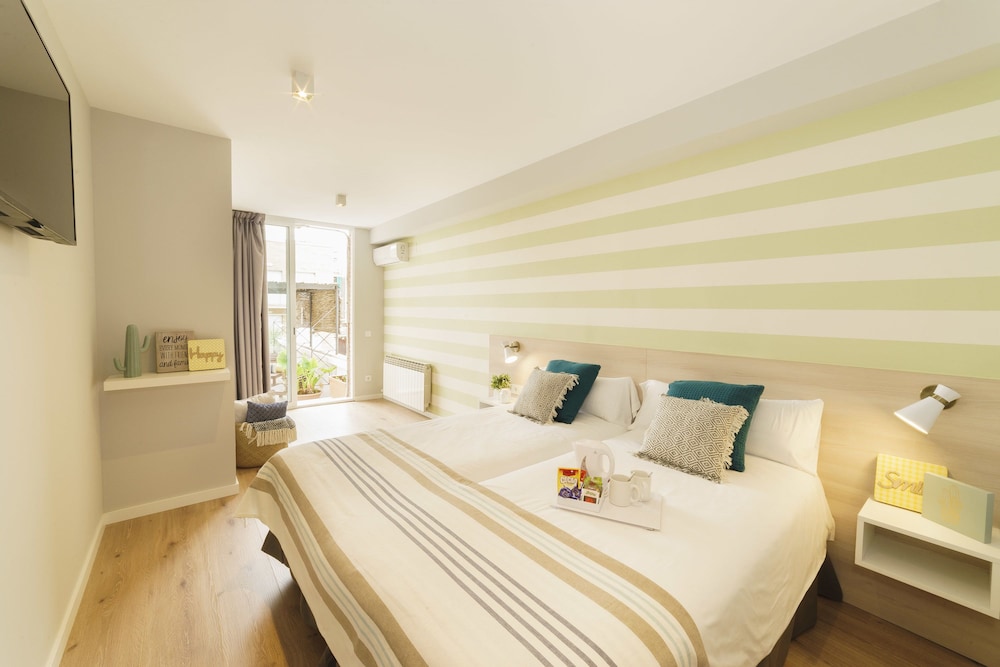 Pillow House 22/72