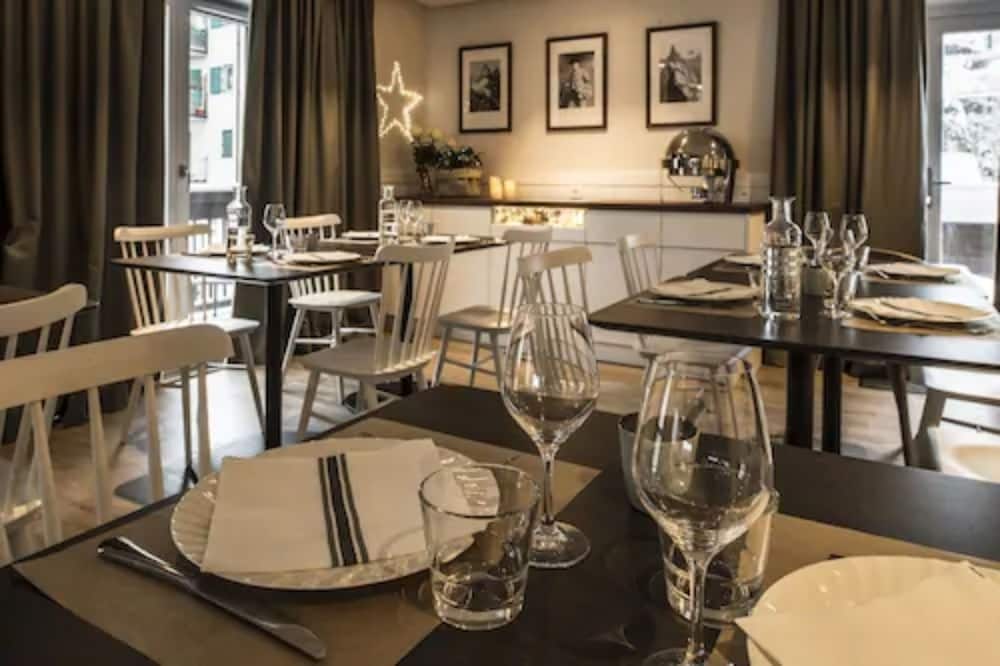 Chalet Hotel Le Whymper 53/63