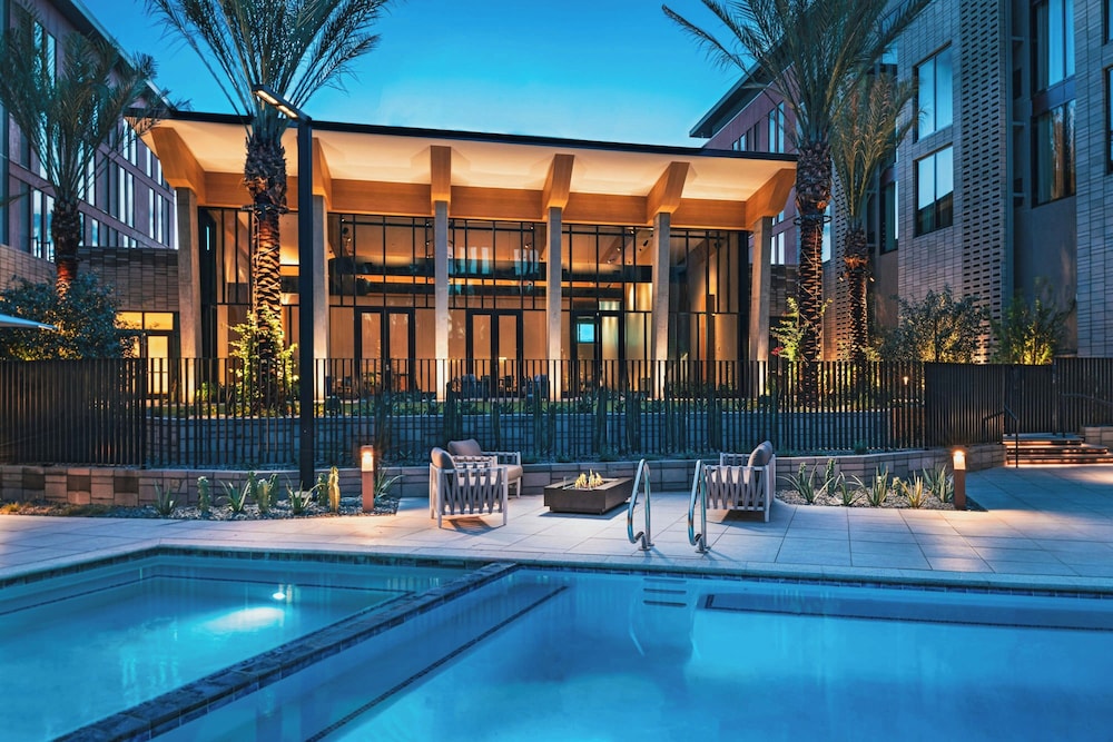 AC Hotel Phoenix North Norterra 2/50
