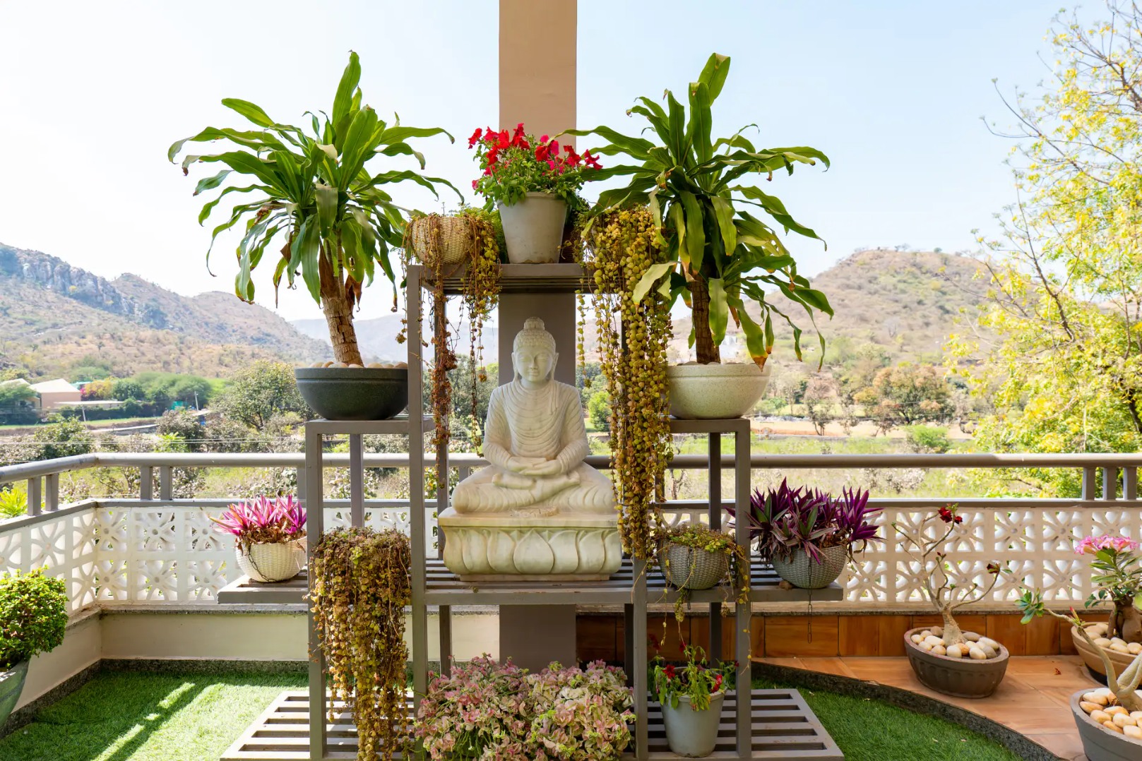 ELIVAAS Prive Mountain Creek Retreat 7 BHK With Pool, Game & Gym zone, Near Fatehsagar Lake 19/27