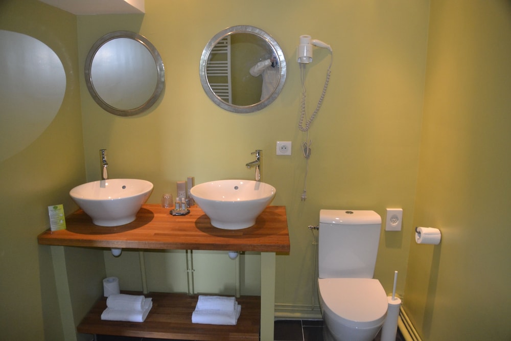 RELAIS DE LA MOTHE 39/42