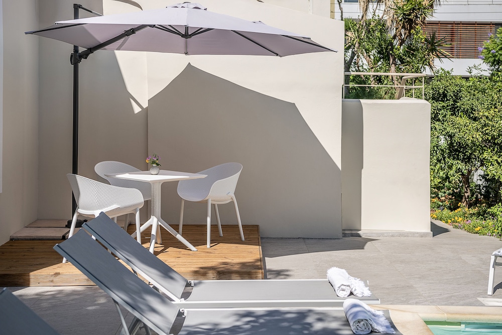 Epavli Boutique Hotel 29/65