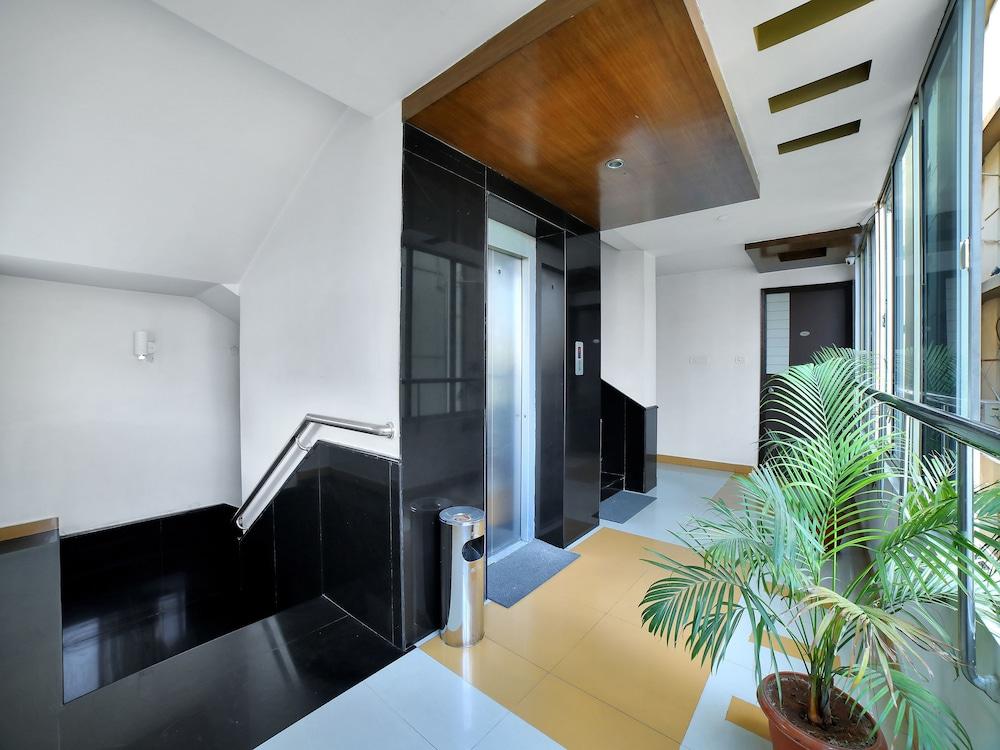Hotel New Sree Krishna Residency 16/20
