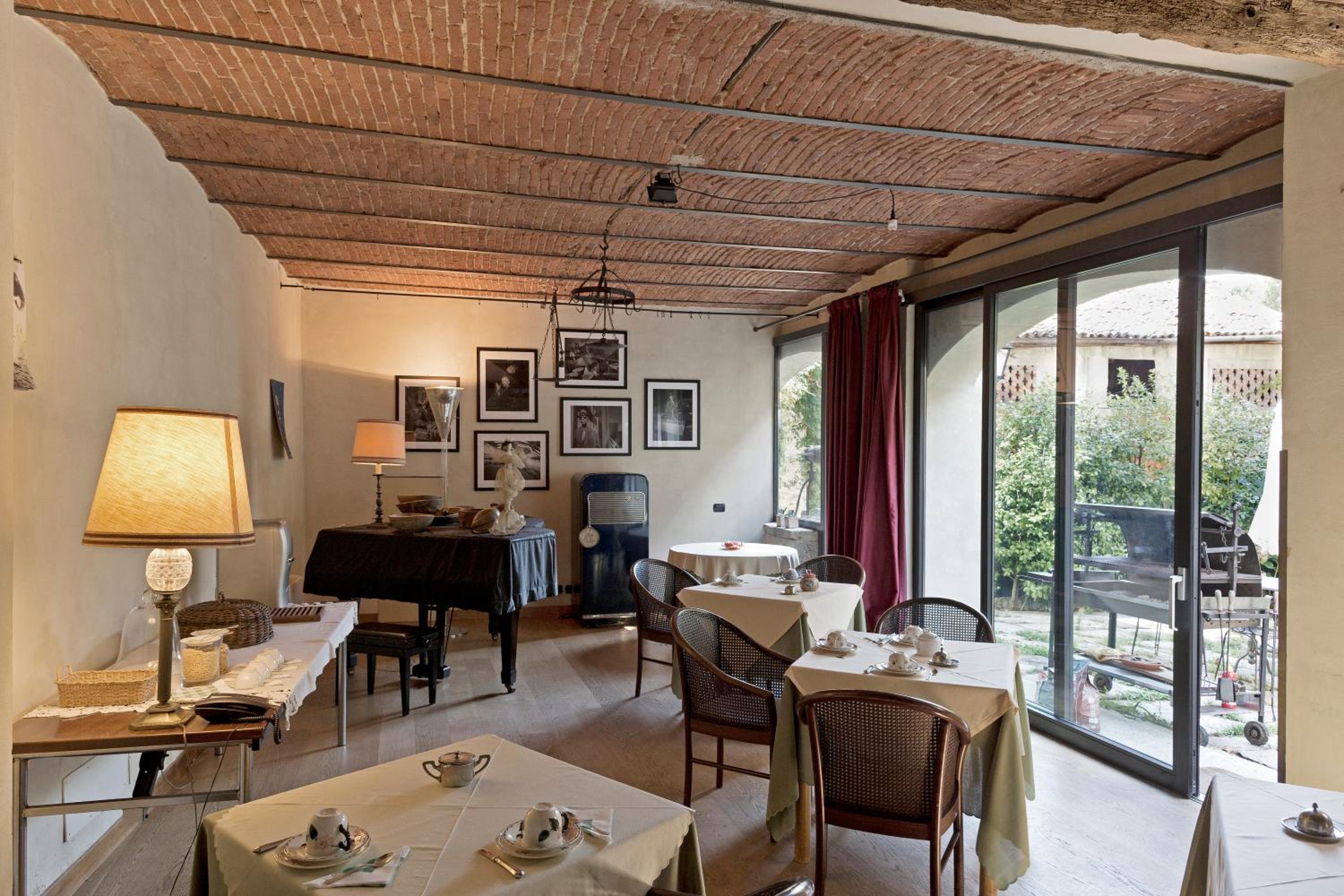 LOCANDA DEI MAI INTEES 15/24