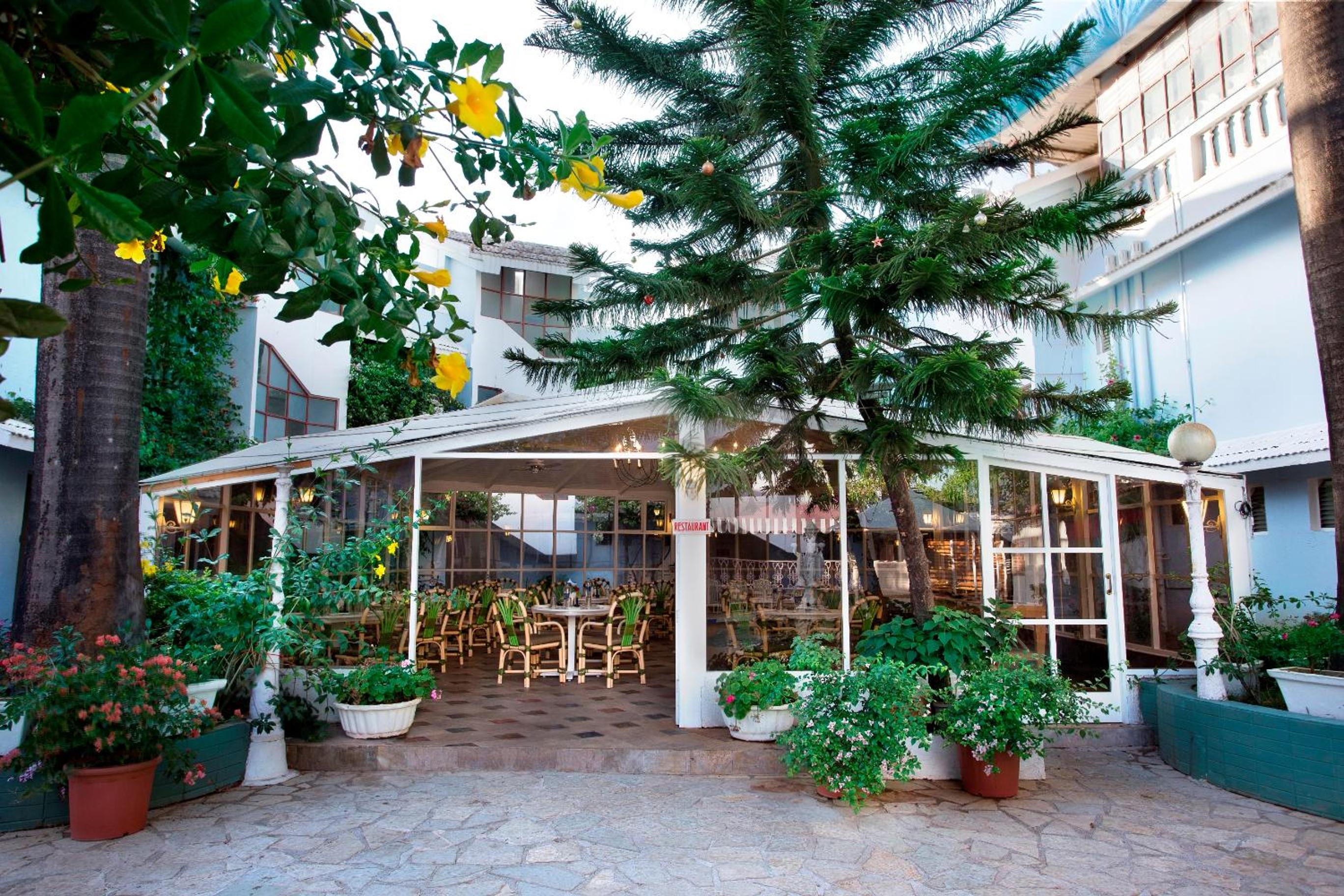 Avion Holiday Resort 33/38