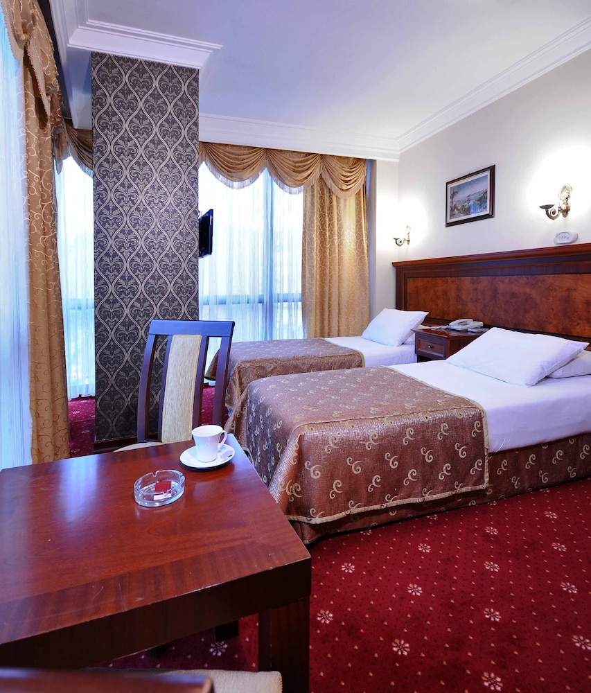 Grand Eyuboglu Hotel 13/34