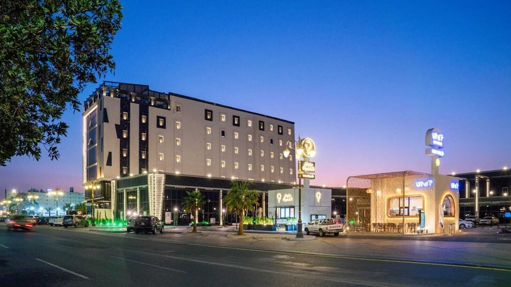 فندق ليلك بارك(Lilac Park Neom Highway Hotel Ex Lilac Park Hotel) 33/149