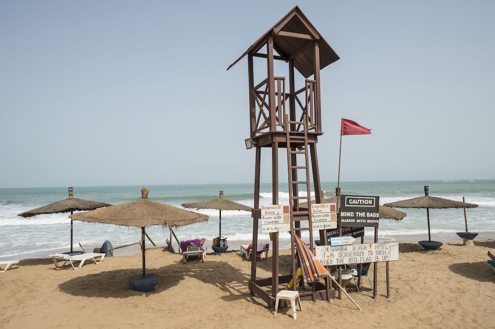 Senegambia Beach Hotel 68/73
