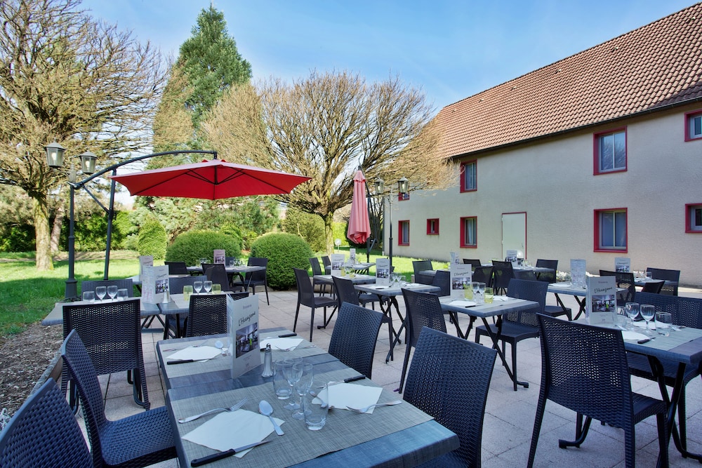 Mercure Luxeuil Les Bains Hexagone 43/71