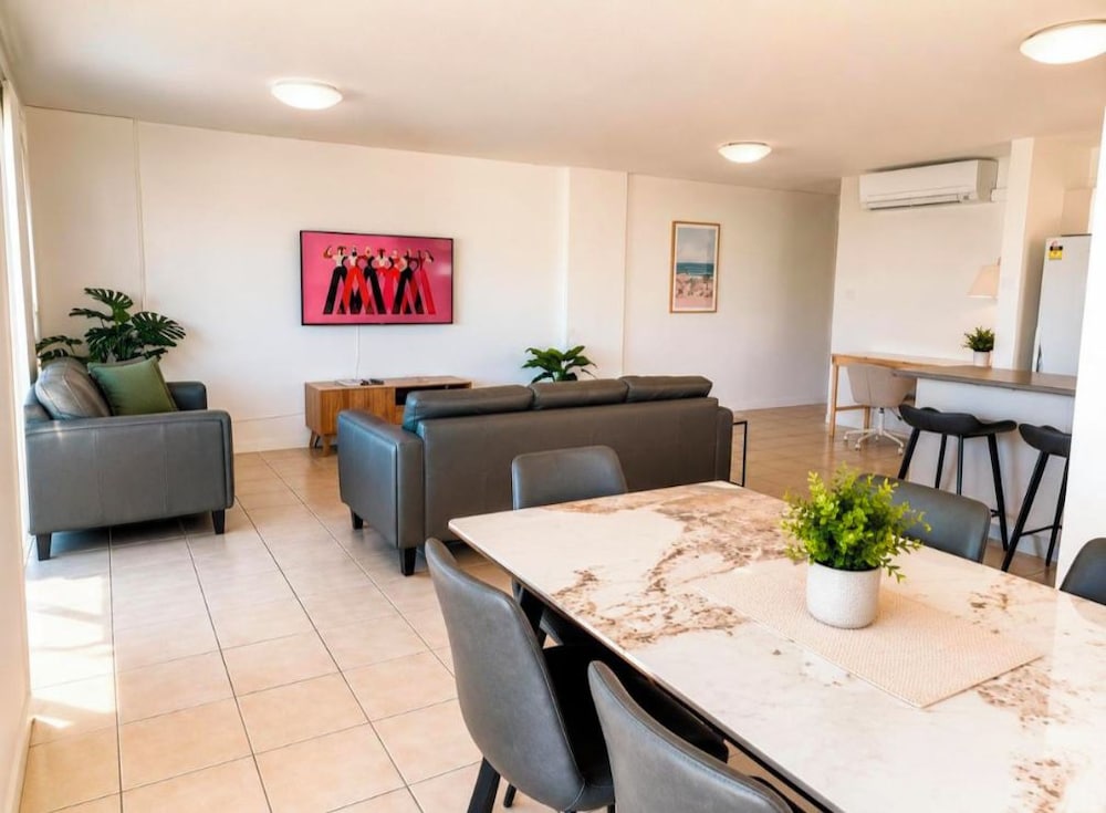Tradewinds Apartments 37/50