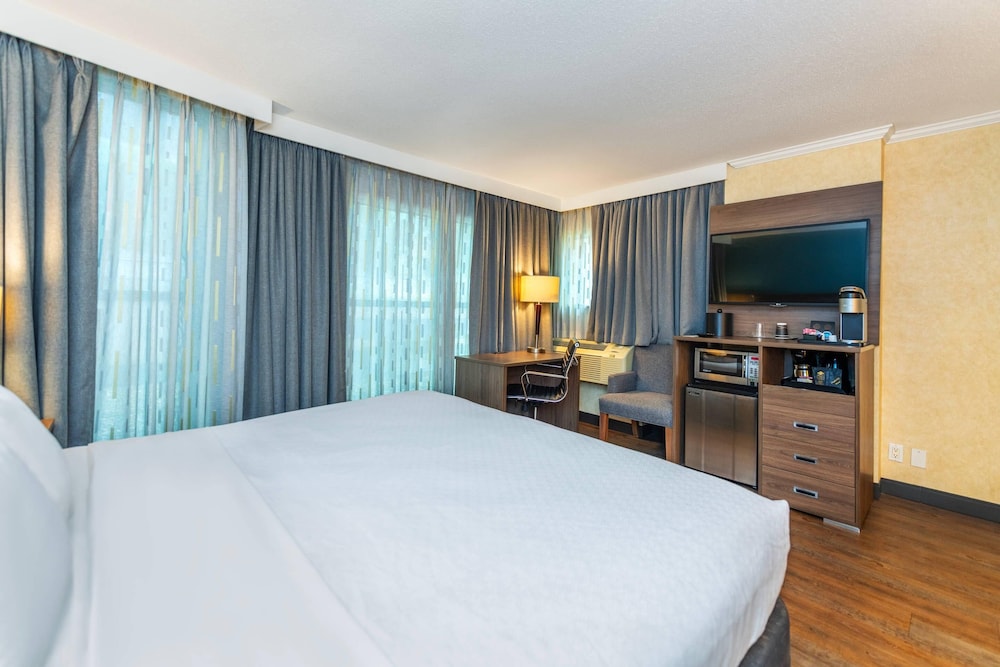 Grand Park Hotel & Suites Downtown Vancouver, Ascend Hotel Collection 22/63