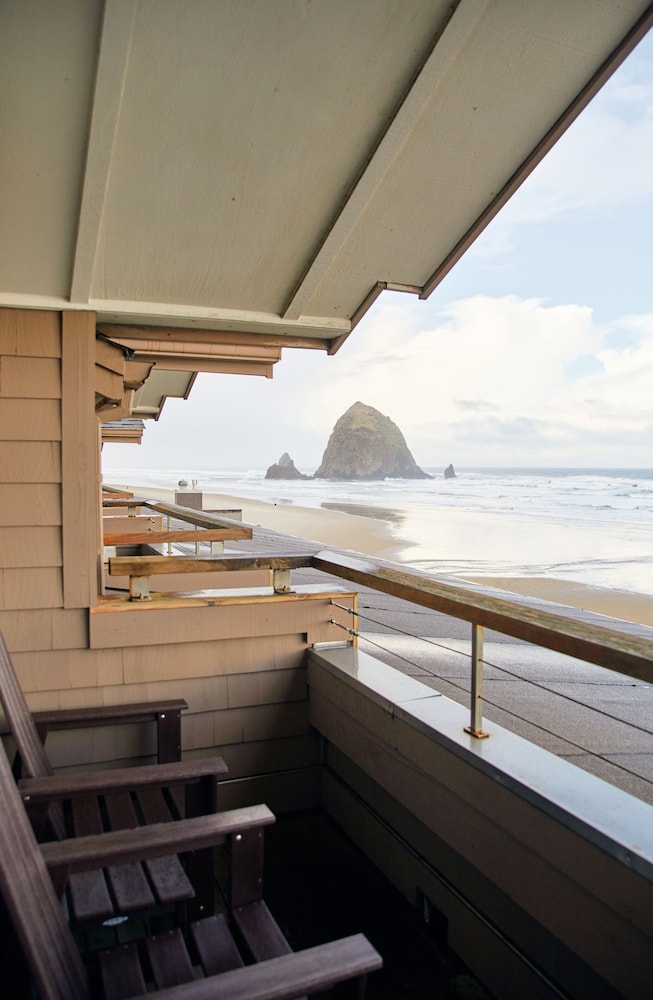 Surfsand Resort 45/50