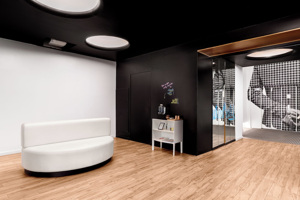 Room Mate Pau 34/67