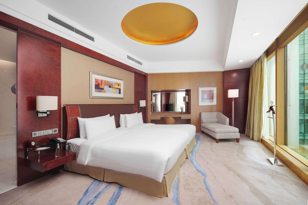 PREMIER, TWIN BEDS, GRAND TOWER