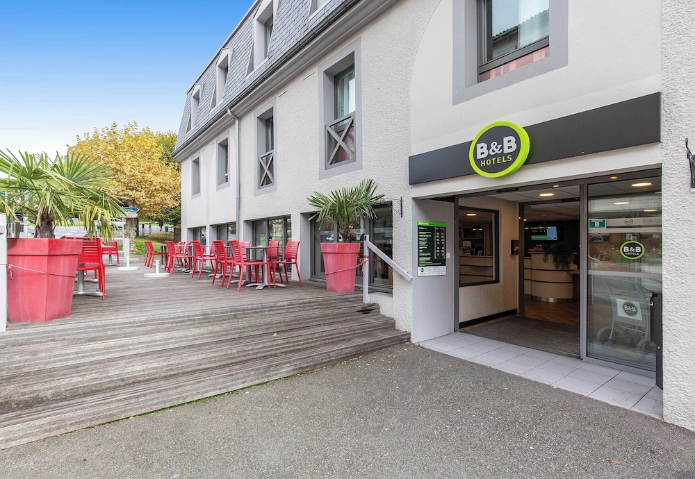 B&B HOTEL Lourdes Centre Gare 3 etoiles 41/48